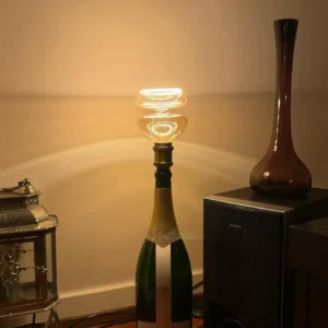 Lámpara botella de diseño